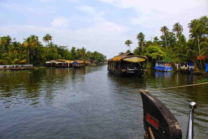 Tourist Attractions of Alleppey Kerala India