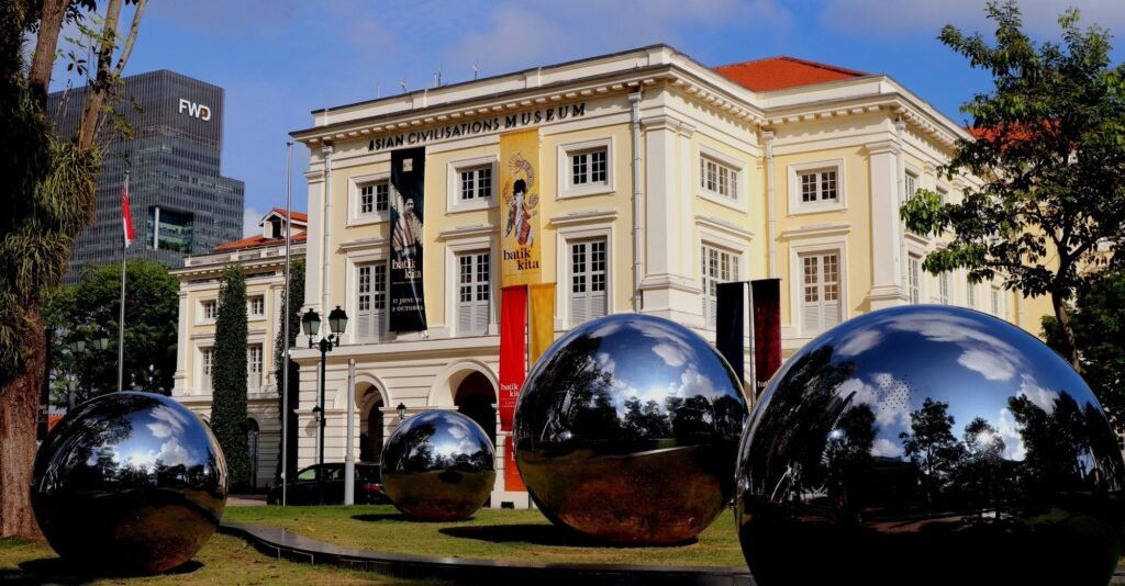 Out side of Asian Civilisations Museum