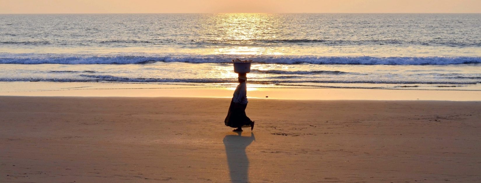 Beat veiw point in goa beach by sunset