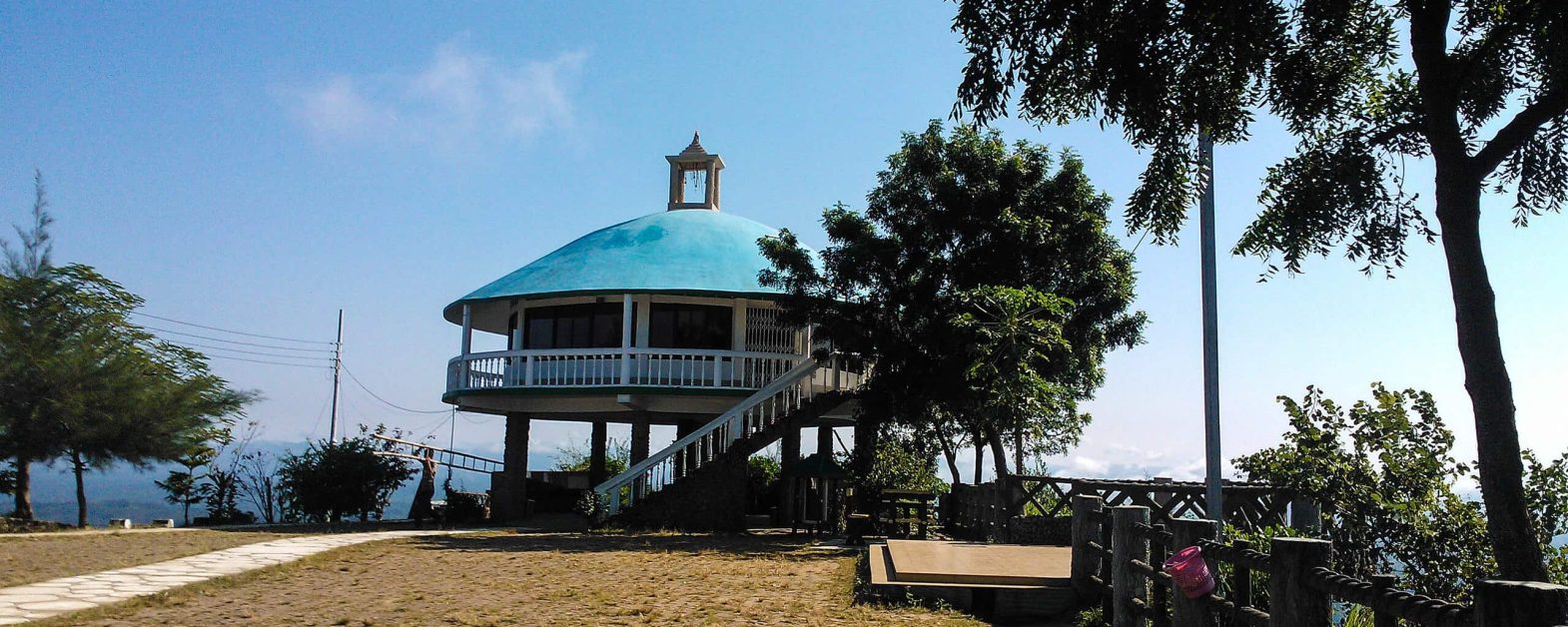 Nilachol,_Bandarban,_Bangladesh_(03)-min