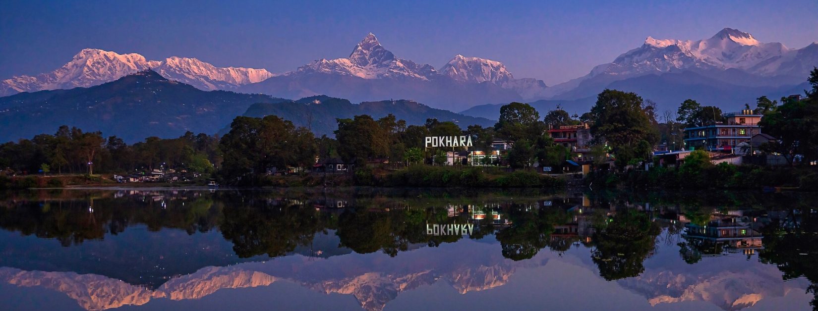 Pokhara_at_dawn