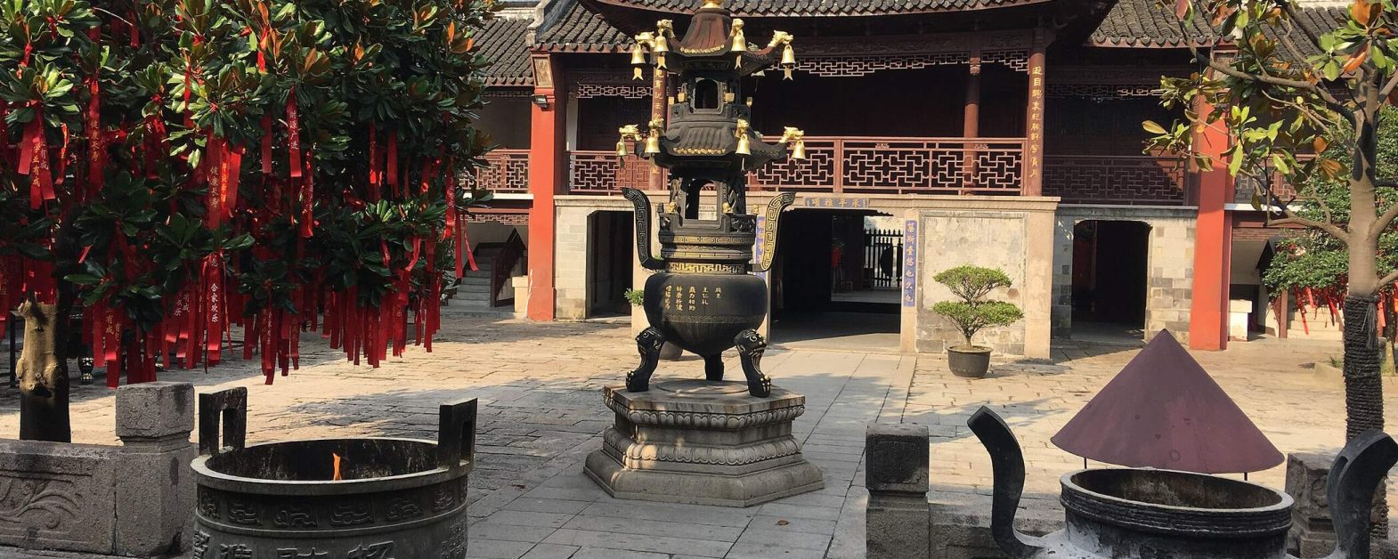 Shanghai_Qingpu_-_Zhujiajiao Chenghuang_Miao_Taoist_City_God_Temple (1)