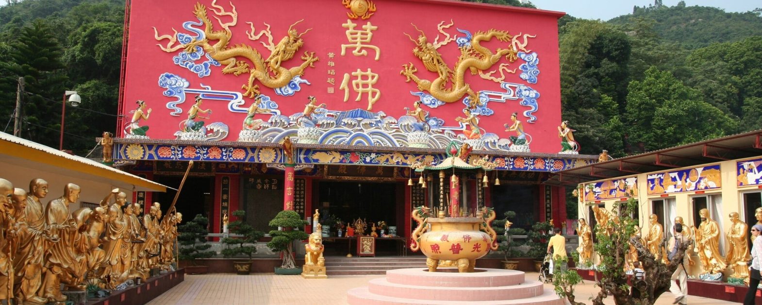 Ten Thousand Buddhas Monastery 1-min