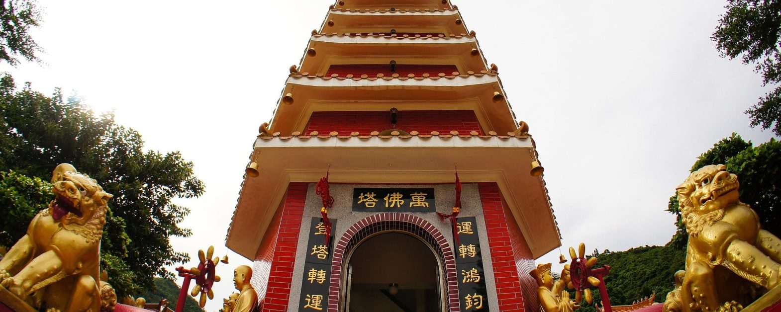 Ten Thousand Buddhas Monastery 6-min