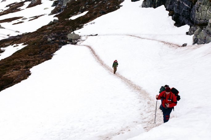 With the right trekking equipment you can enjoy your adventure more.
Photo: freepic.diller / Freepik
